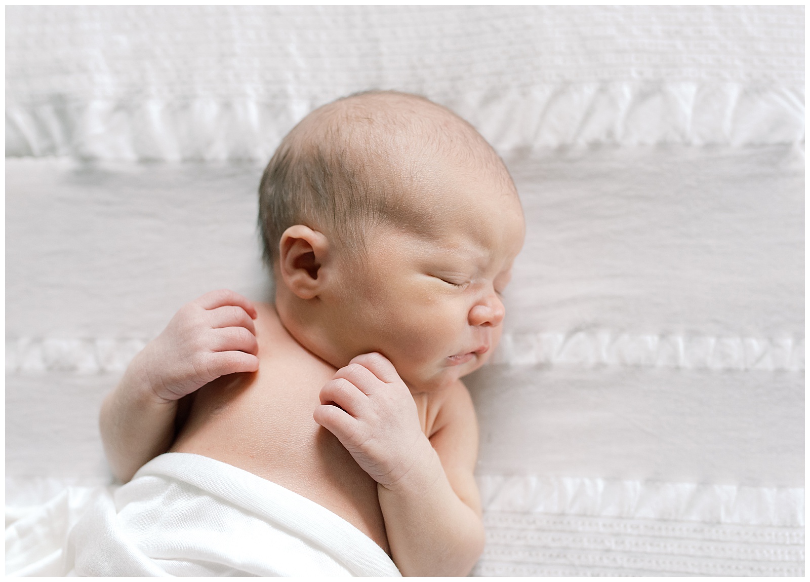 newborn lifestyle photography by st. blanc creative